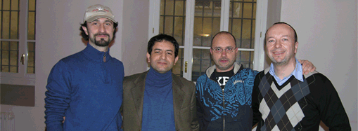 Marco Michelotti con lo scrittore Amara Lakhous e due amici del gruppo dei Cocomeri